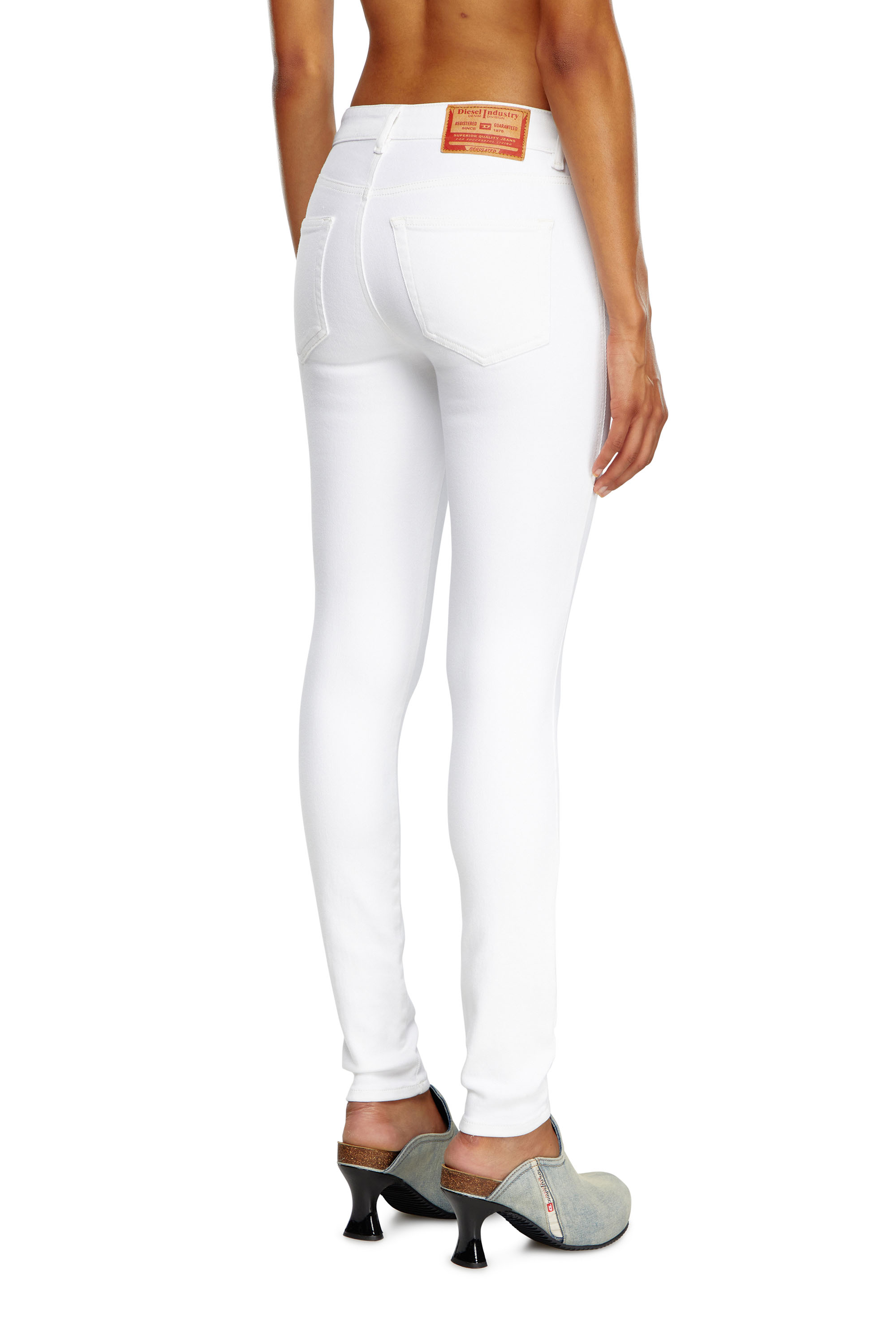 Diesel - Skinny Jeans 2017 Slandy 09F90 Donna, Bianco - Image 4