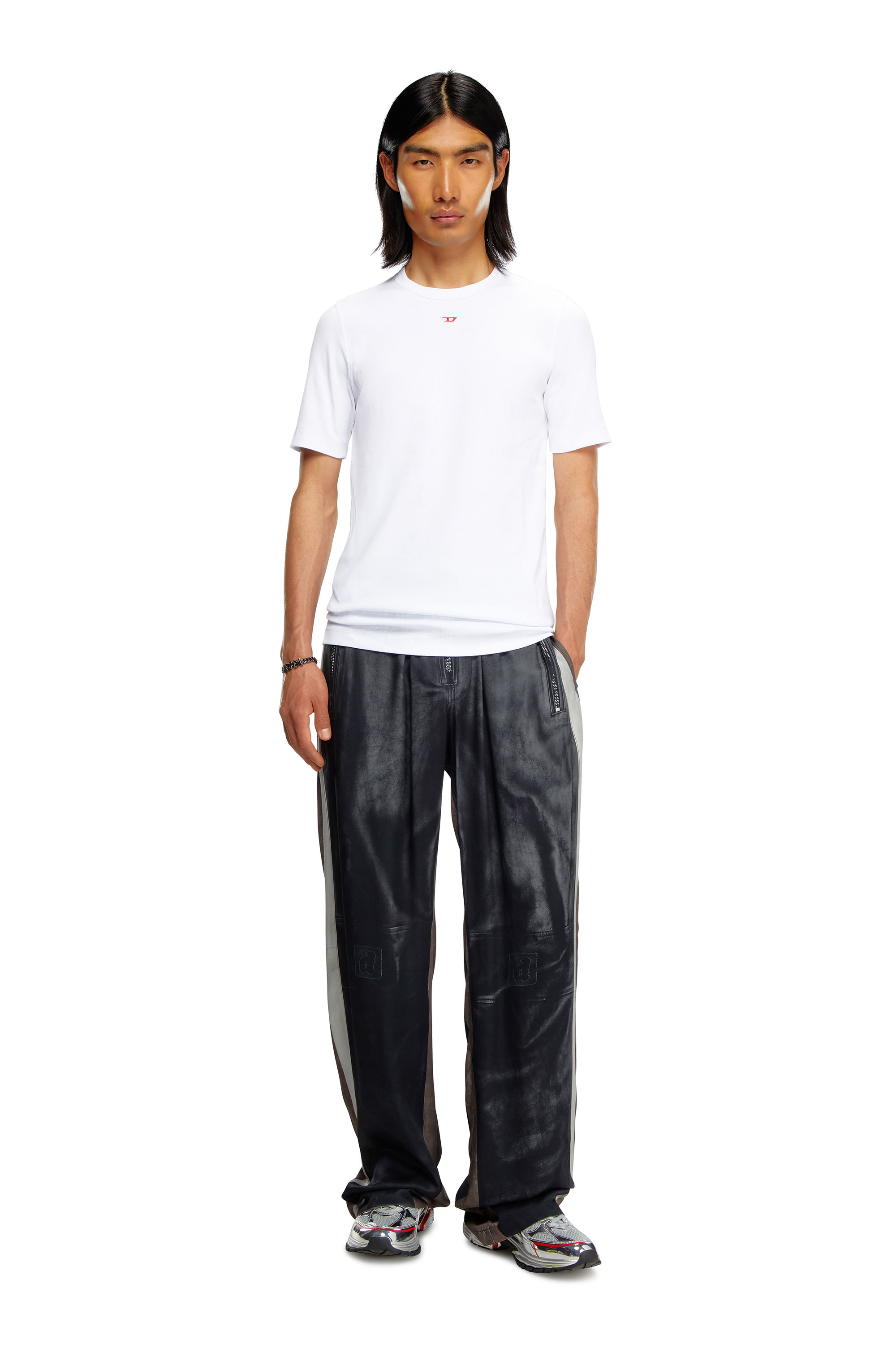 Diesel - D-RIBBER-N, T-shirt con logo D applicato Uomo in Bianco - 2