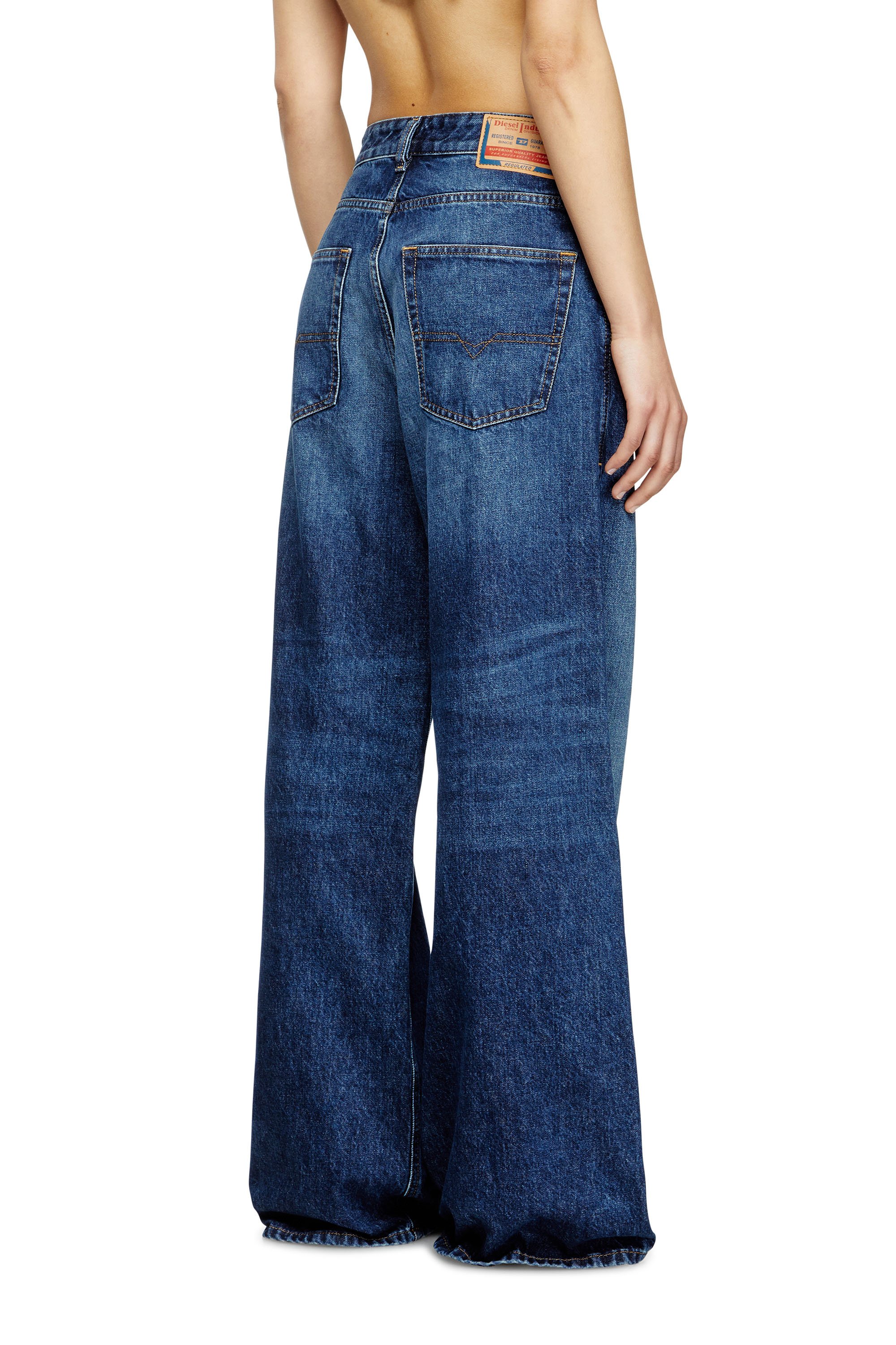 Diesel - Relaxed Jeans 1996 D-Sire 09I27 Donna, Blu Scuro - Image 4